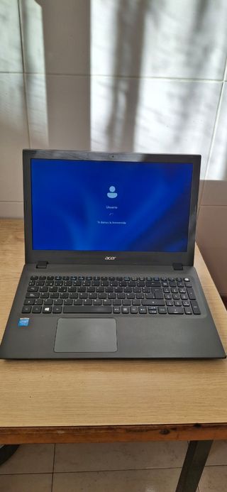 Portátil Acer Aspire E5-573