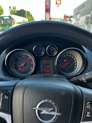 Opel Insignia CDTI 131CV (motor gripado) 2009