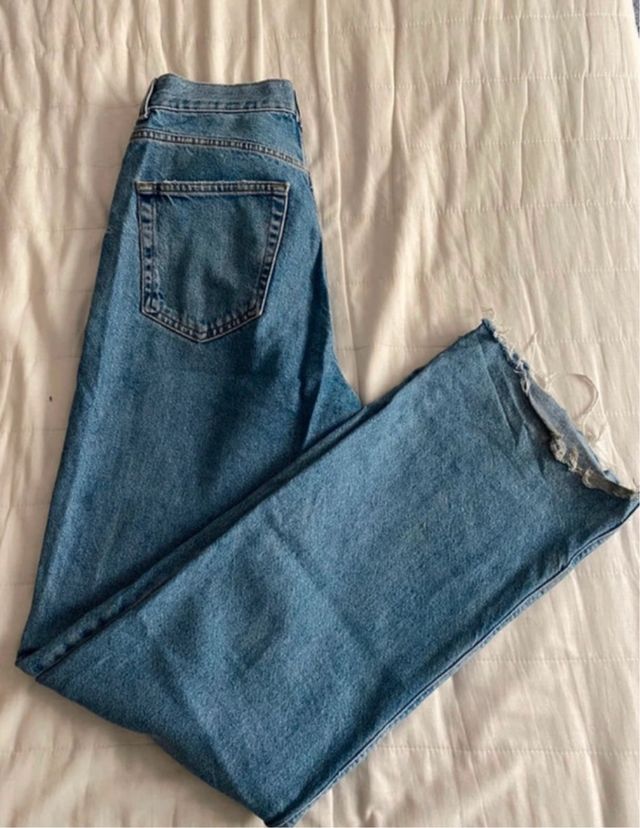 Vaqueros Zara Rectos Desgastados
