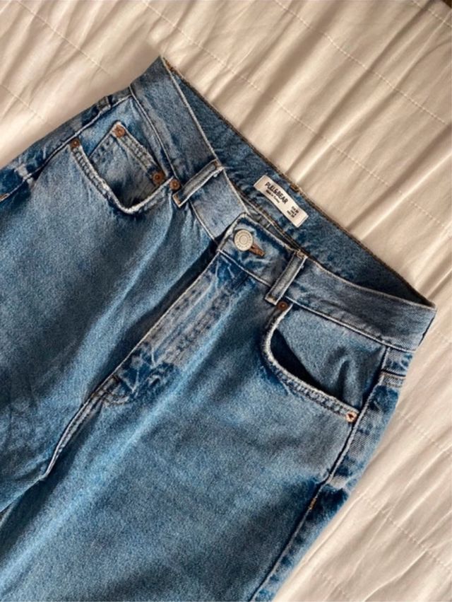 Vaqueros Zara Rectos Desgastados