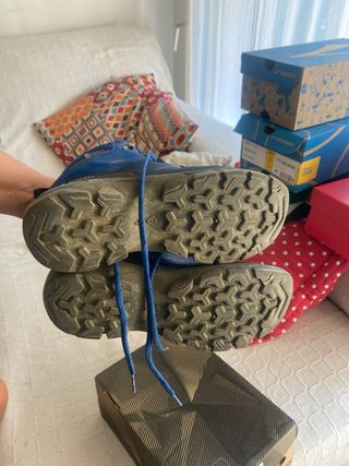Botas de montaña Quechua talla 38
