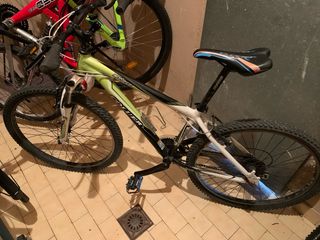 Bicicleta junior revisada. Marca  COLUER