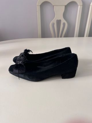 Bailarinas pelo y plumas negras