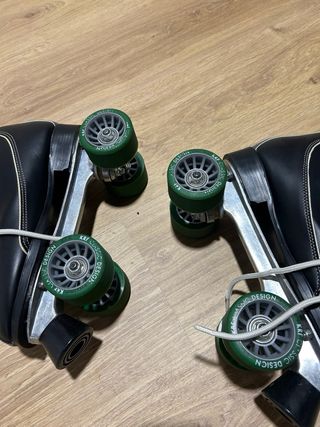 Patines de 4 ruedas verdes