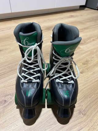 Patines de 4 ruedas verdes