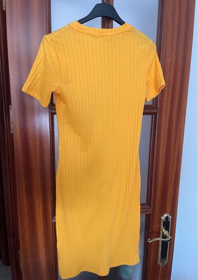 Vestido mostaza Primark