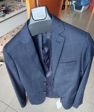 Traje azul Mango
