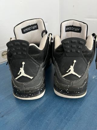 Zapatillas Jordan Negras y Grises
