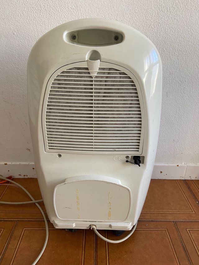 Deshumidificador Ebac 2400 12L