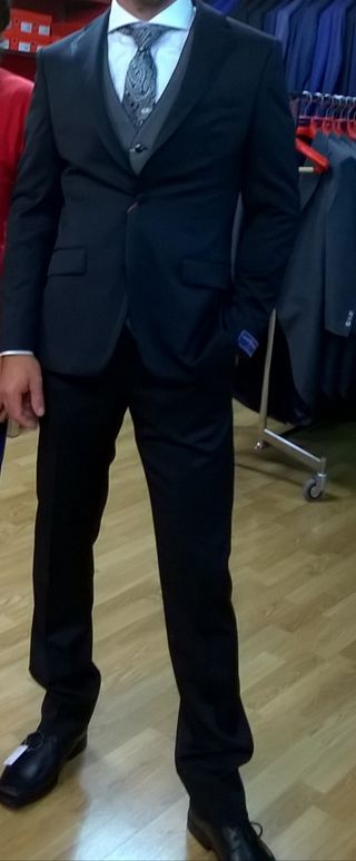 Chaqueta de traje y pantalón Álvaro Moreno Novio