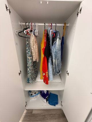 Armario de dormitorio blanco. Impecable estado