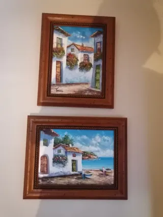 Dos cuadros decorativos