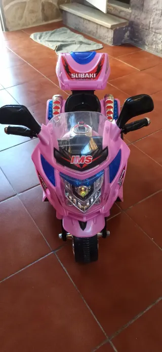 Moto eléctrica infantil rosa