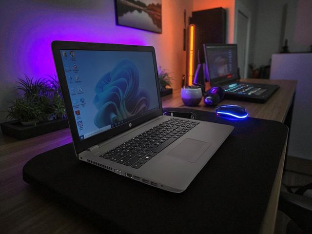 HP Laptop i5 10th Gen - 16GB RAM