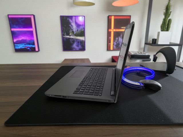 HP Laptop i5 10th Gen - 16GB RAM