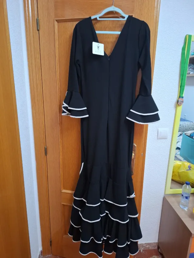 Traje de flamenca modelo Rondeña talla 3
