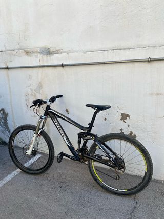 Bicicleta trek fuel x6