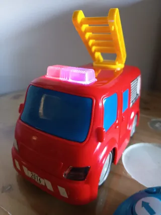 Camión bomberos teledirigido con mando