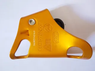 Arnés de escalada y seguridad