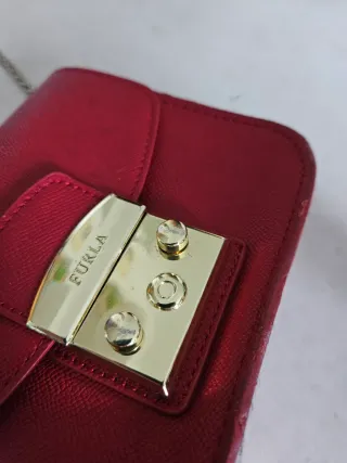 Bolso Furla Fucsia Detalles Dorados