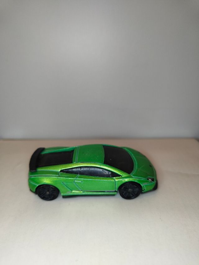 Hot Wheels Lamborghini Gallardo LP 570-4 verde