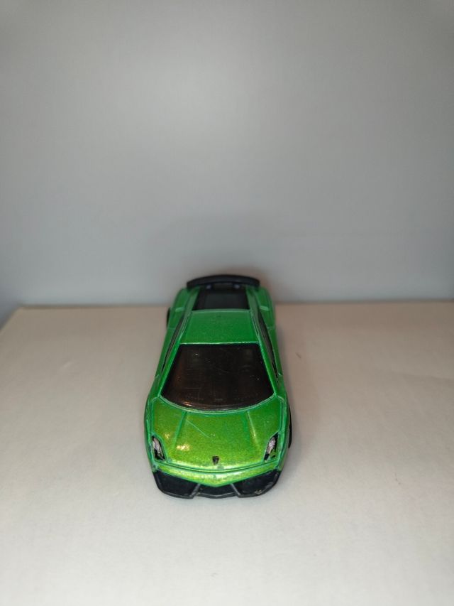 Hot Wheels Lamborghini Gallardo LP 570-4 verde