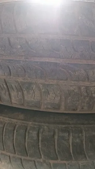 4 Llantas + 4 Neumáticos Seat Ibiza