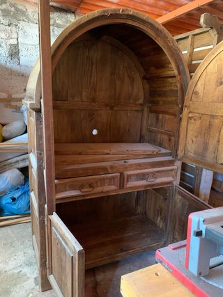 Mobile TV rustico in legno. legno