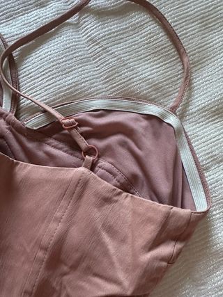 Vestido H&M rosa nude tirantes finos ajustado