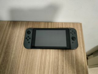 Nintendo Switch Completa con Accesorios