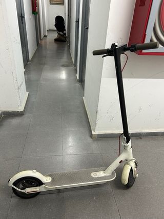 Patinete Eléctrico Xiaomi M365