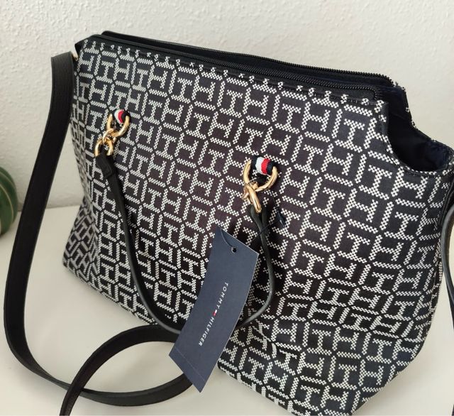 Bolso Tommy Hilfiger nuevo con etiquetas original