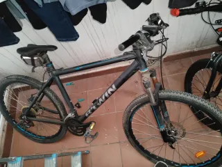 Bicicleta B'Twin Rockrider Negra