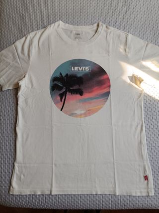 Camiseta Levi's Blanca Estampada Palmera