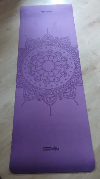 Esterilla de Yoga, Pilates, Fitness. Morada