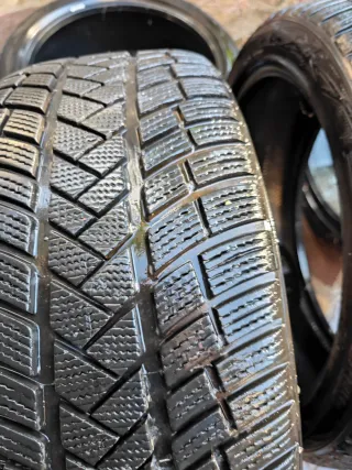 Neumáticos Vredestein Wintrac Pro 255/40 R21 102V