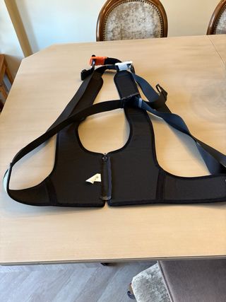 arnés adulto silla de ruedas. marca Orliman