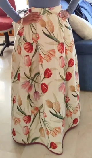Tela de tapicería para falda baturra.
