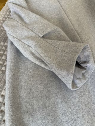 Abrigo oversize gris Zara 