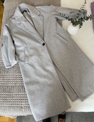 Abrigo oversize gris Zara 
