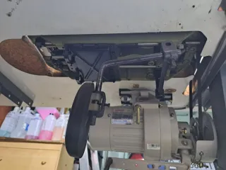 Máquina de coser Rimoldi industrial