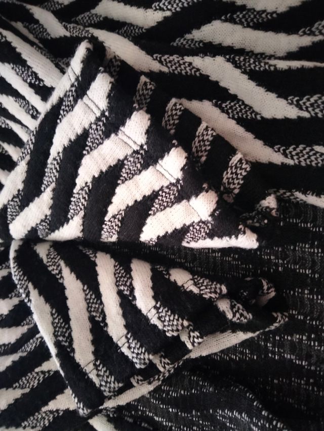 Chaqueta de Chocolale Preppy Blanco y Negro.