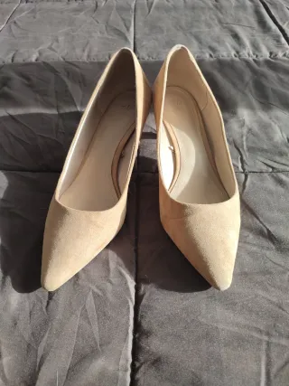 Zapatos de tacón marrón claro de ante