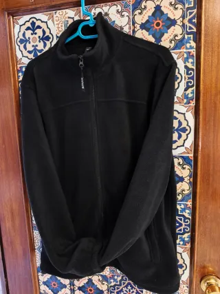 Jersey hombre negro
