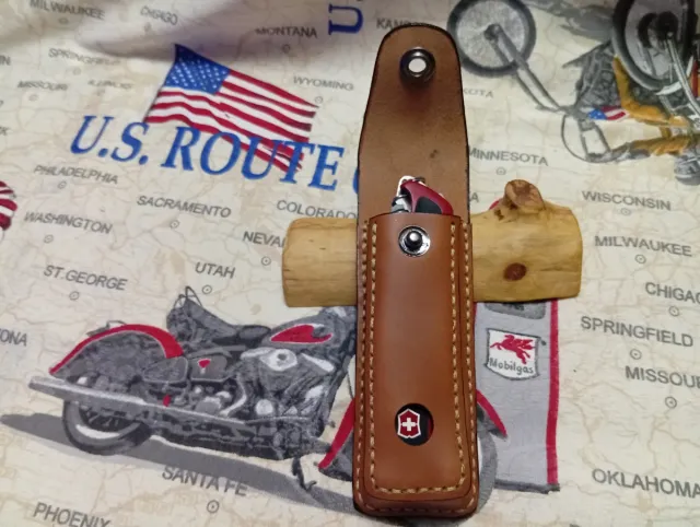 Funda para Victorinox hecha a mano