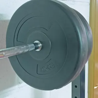 Set Pesas 60kg + Barra + Mancuernas