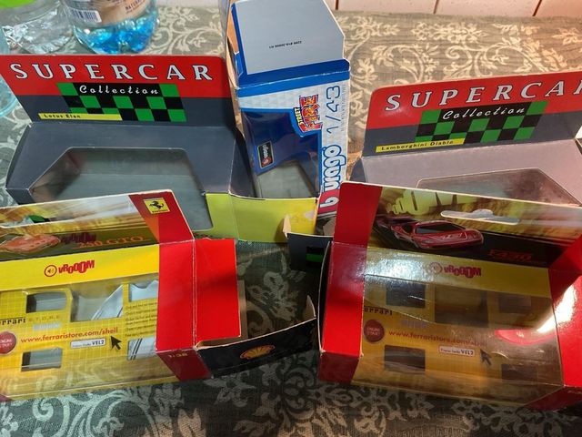 Set 5 modellini auto 1:38-1:43,senza scatole.