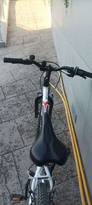 Bicicleta de montaña Rockrider 24 pulgadas