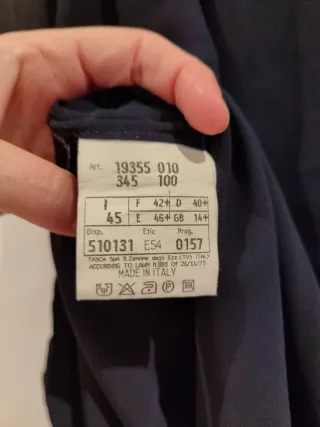 Camiseta negra señora 46+ vaporosa 