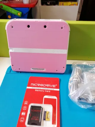 Nintendo 2DS Rosa  + 70 juegos